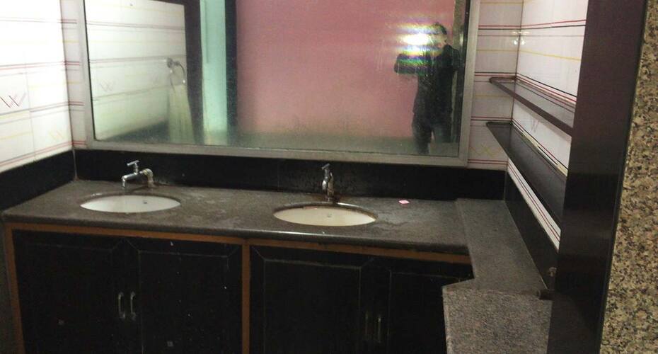 Way Wait Hotel, Palanpur 2